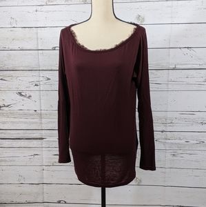 Amaryllis top with lace around too BQ05